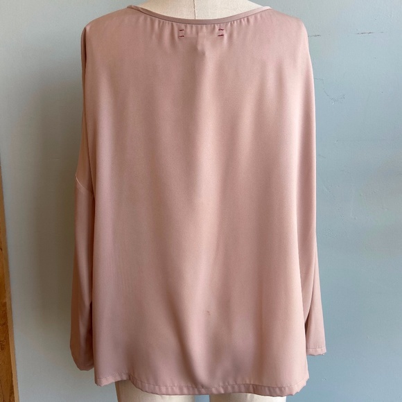 Tanner Top by Xirena - Picture 5 of 6